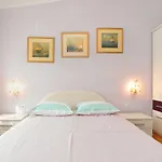 959 Apartman Peroj