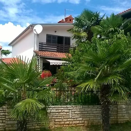 959 Apartman Peroj
