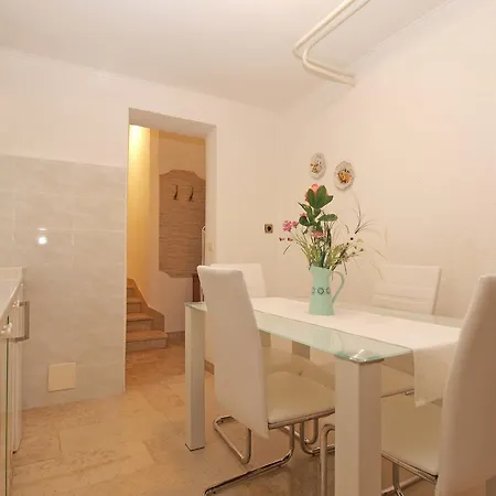 Apartman 959 *